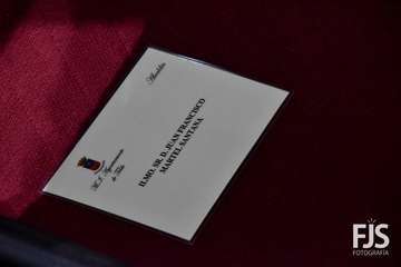 Entrega del título de Hijo Predilecto a Luis Arencibia a título póstumo/Francisco Javier Santana y TA.